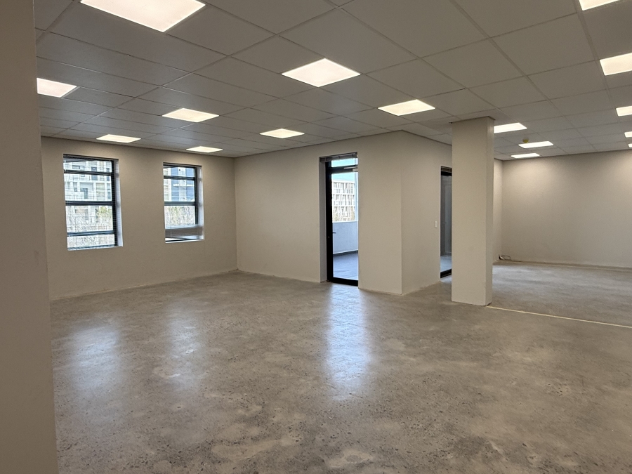 To Let Commercial Property for Rent in Paardevlei Western Cape